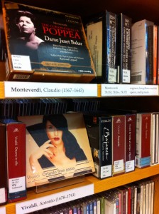 Monteverdi ja Vivaldi säveltäjähyllyssä.